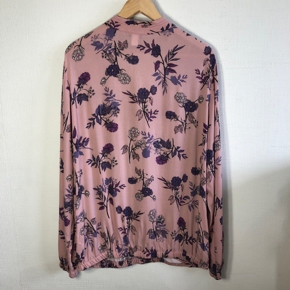 Torrid mock-neck top - Picture 3 of 3